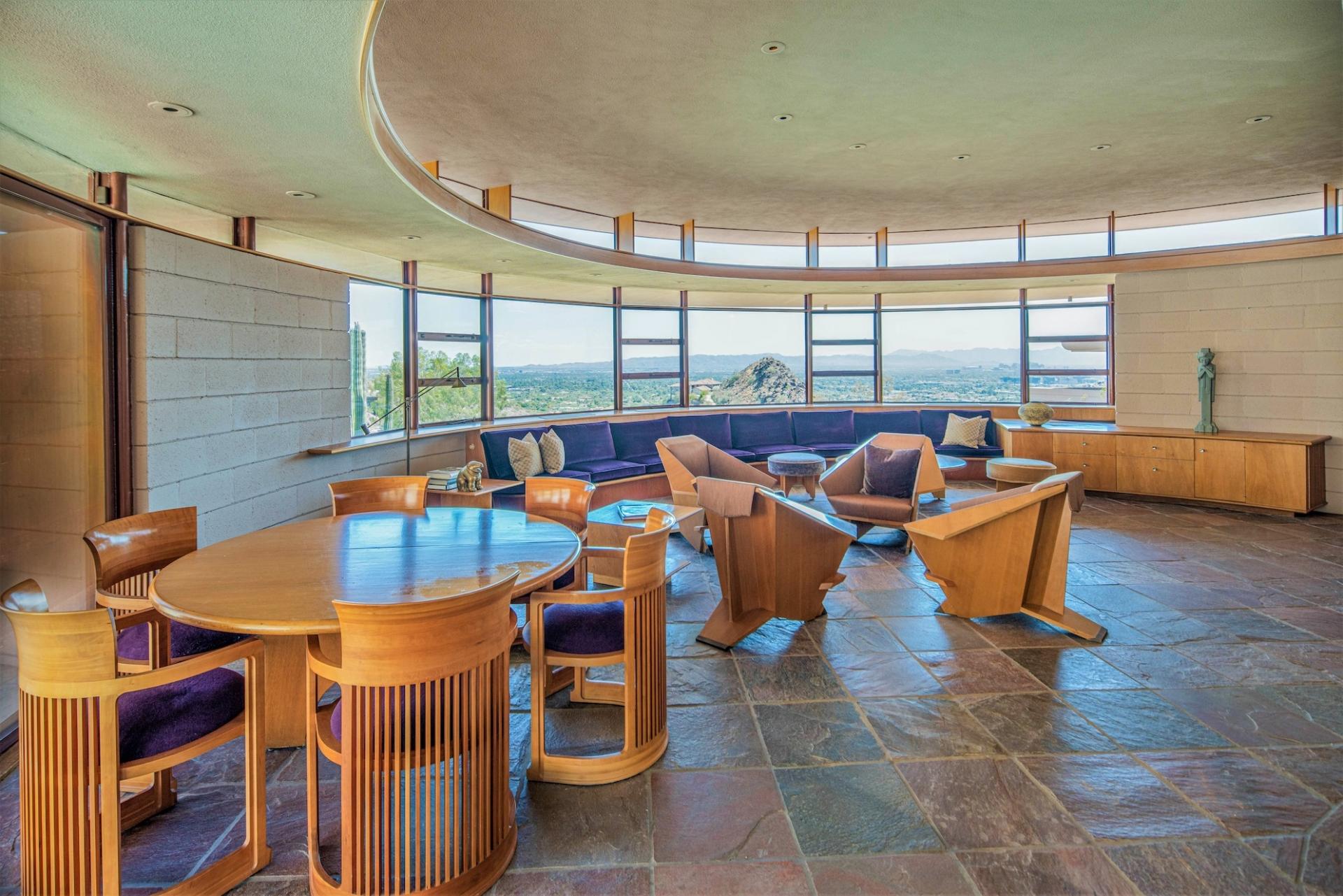 Inside Legendary Designer Frank Lloyd Wright’s Final Home 