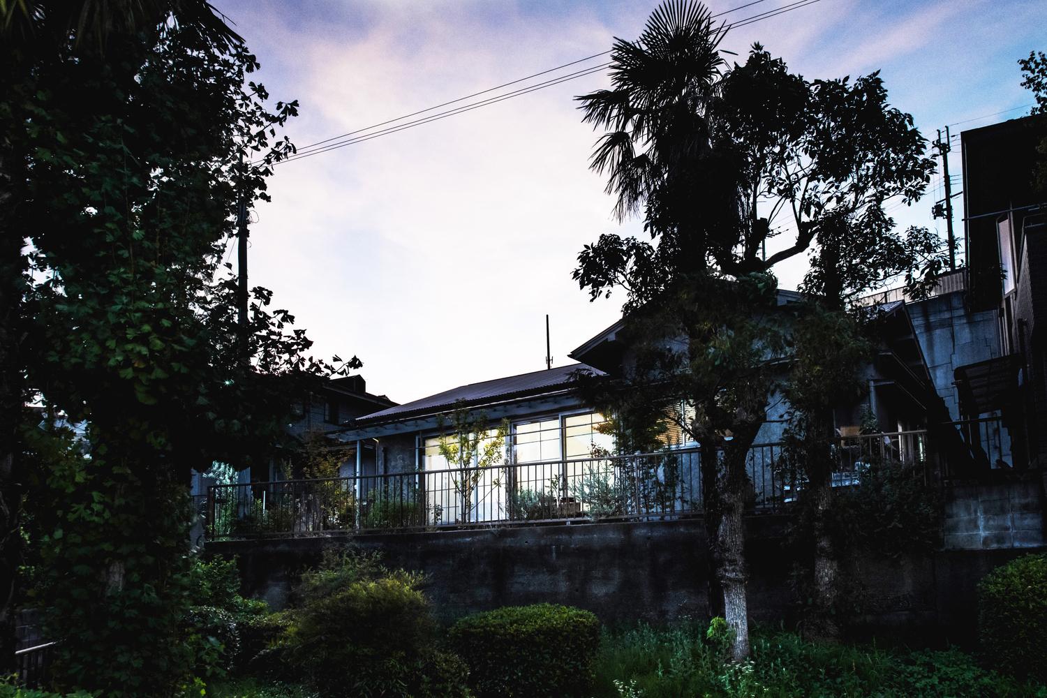 日本大阪歷史建築大改造 公園和農場間的寧靜小屋
