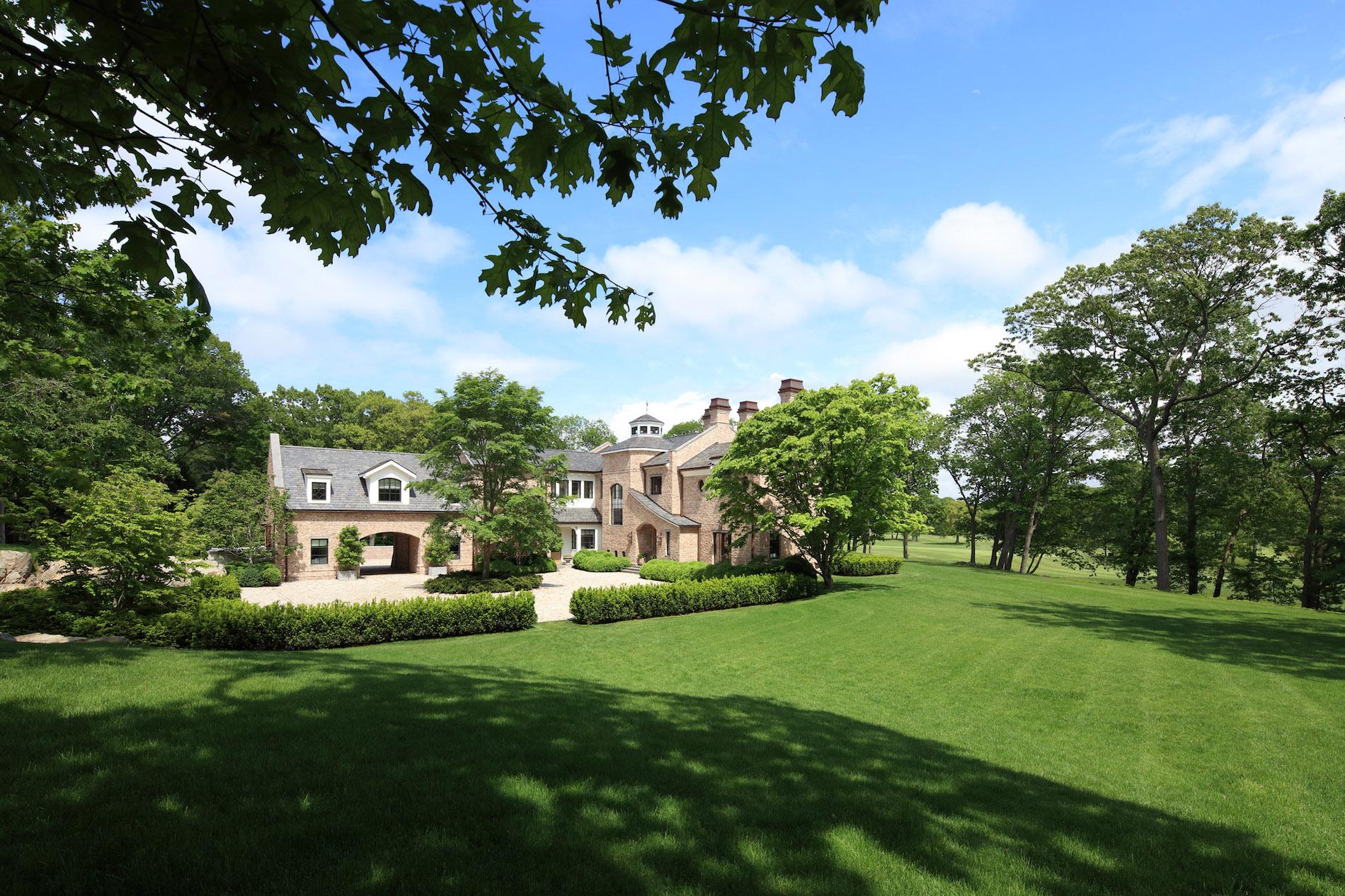 Inside Supermodel Gisele and Husband Tom Brady's Castle-Inspired Mansion