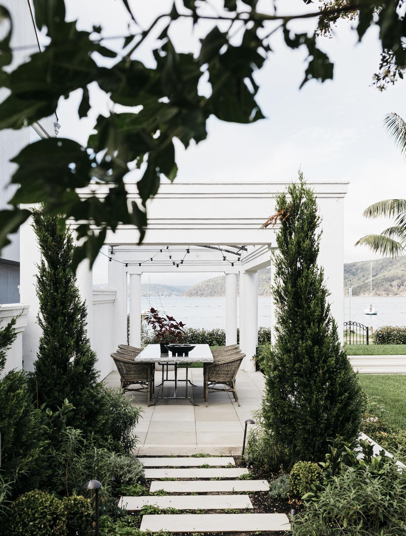 Bucolic Dream: A Beachfront Oasis Along Sydney’s Palm Beach