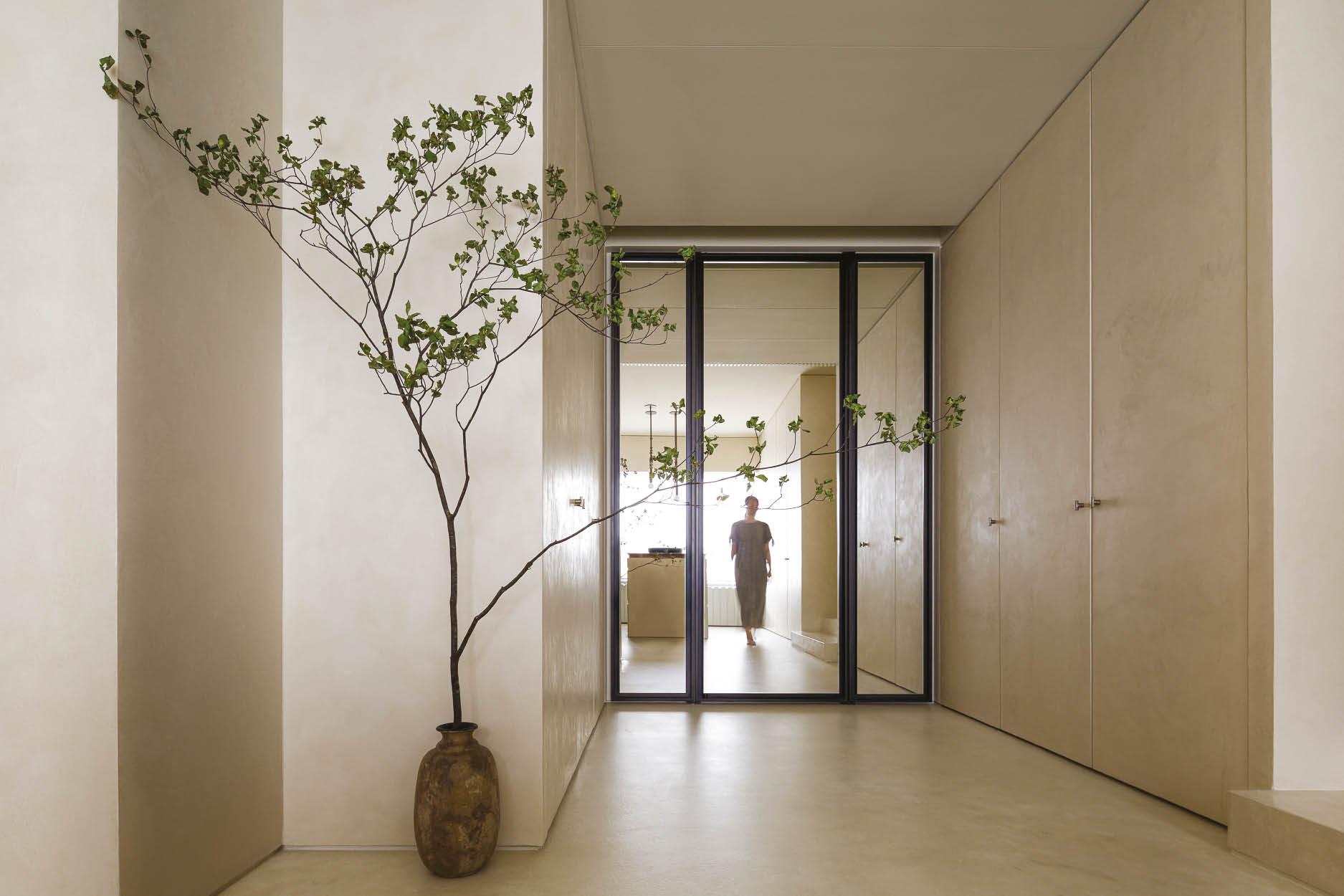 Step Inside a Hong Kong Residence Inspired by the Japanese Philosophy of Wabi-sabi