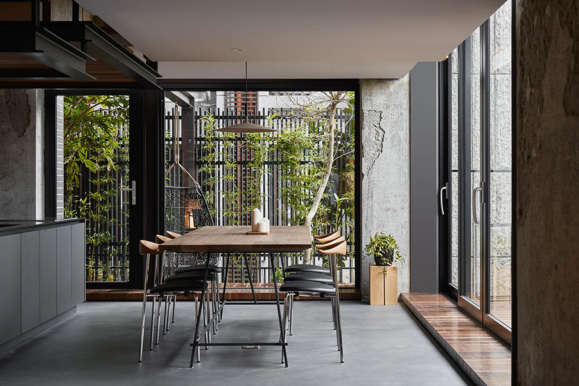 Inside a Tranquil Residence in Taiwan that Mimics a Treehouse