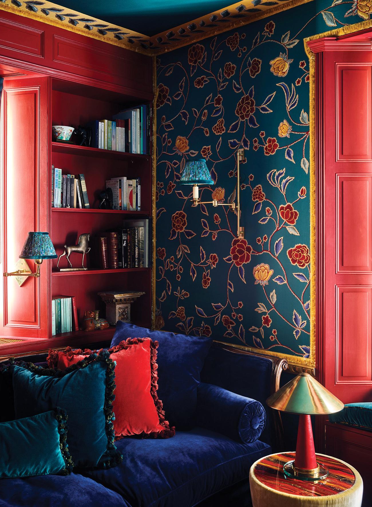 Inside De Gournay Scion Hannah Cecil Gurney’s Ethereal London Lair