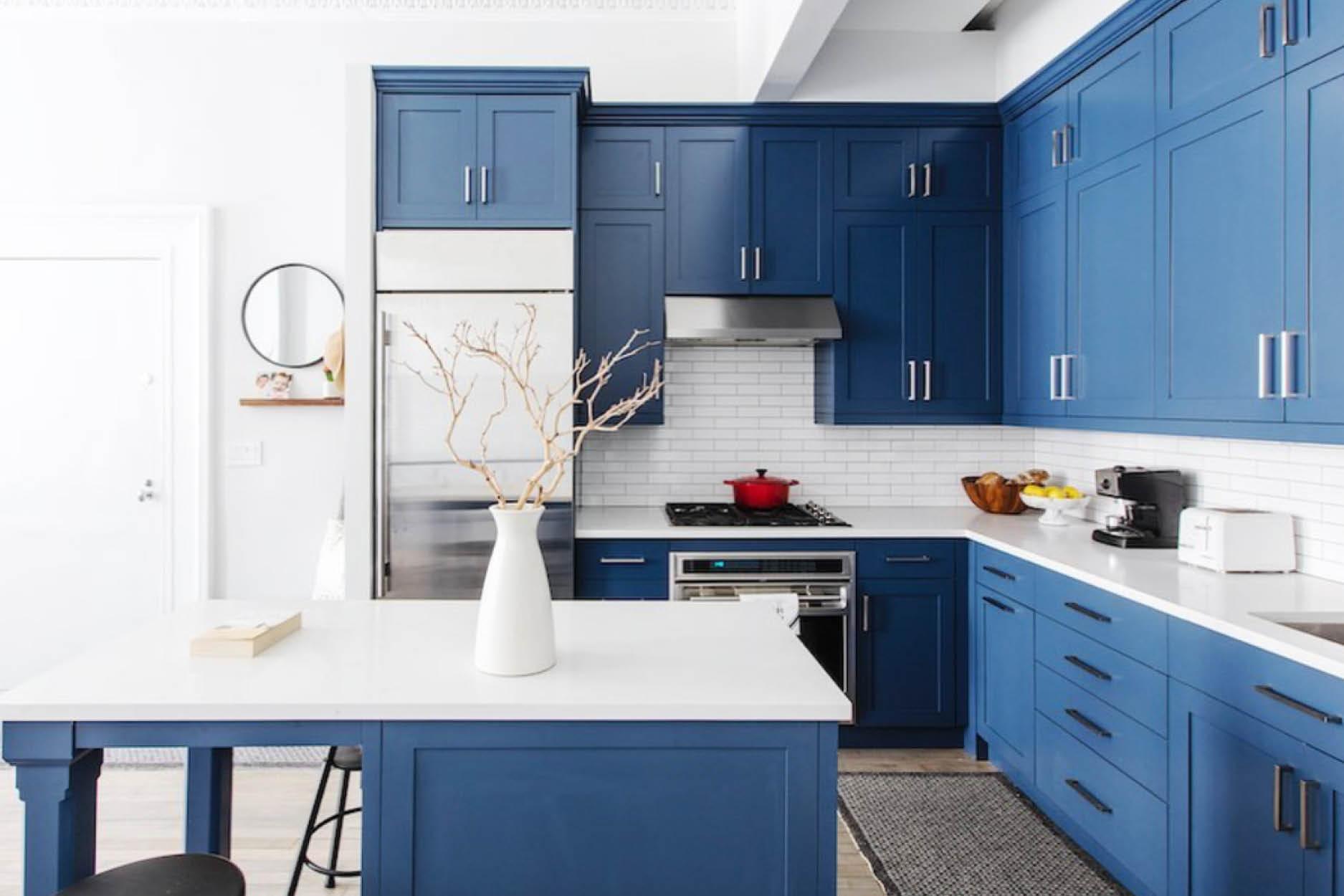 家居用色配搭術！5招活用Pantone 2020年度代表色「經典藍」