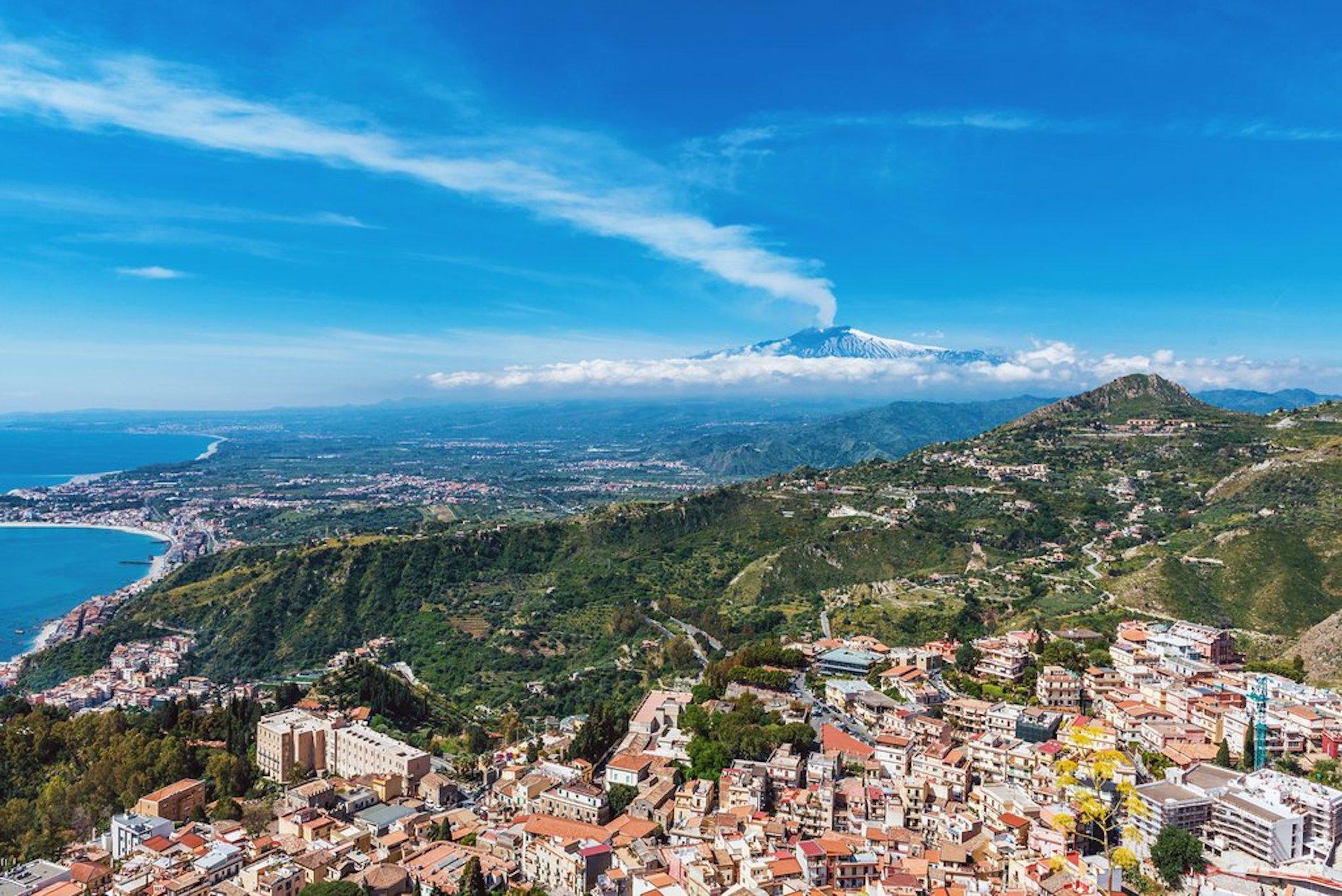 A Guide to Eating Your Way Through Sicily