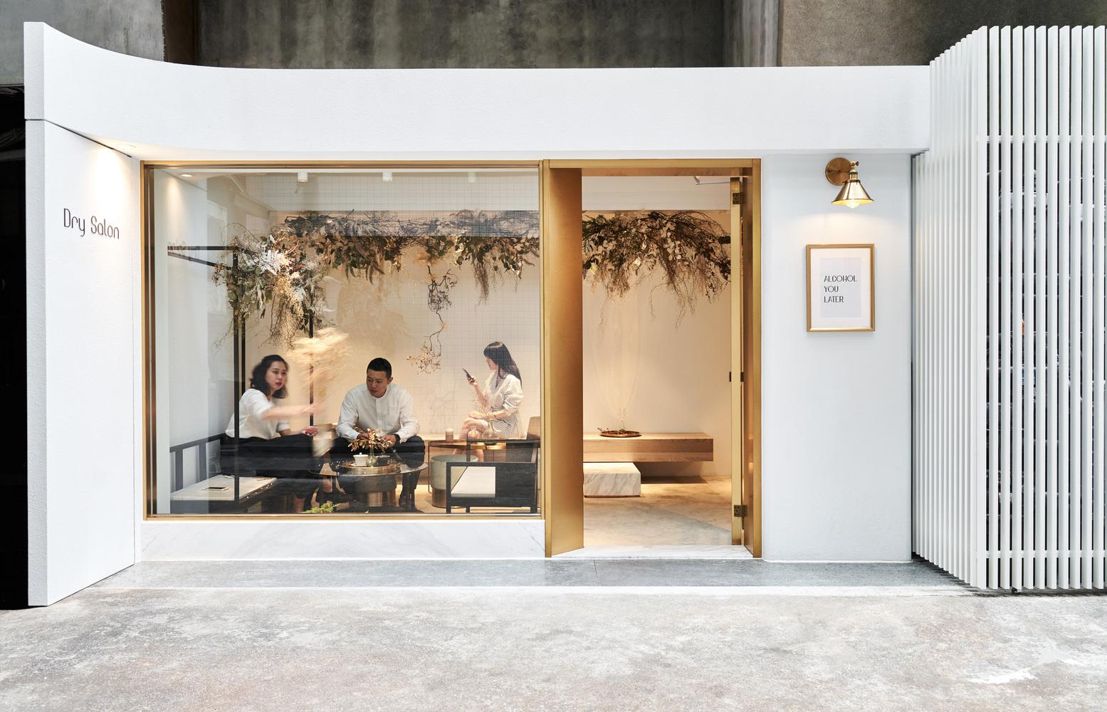 台北小巧溫馨咖啡店 細膩裝潢設計令空間感大增