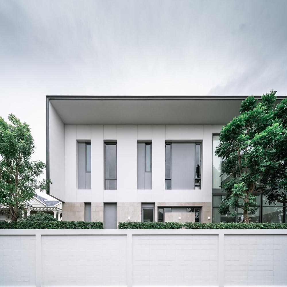 This Expansive Bangkok Abode is Drenched in Light and Warmth