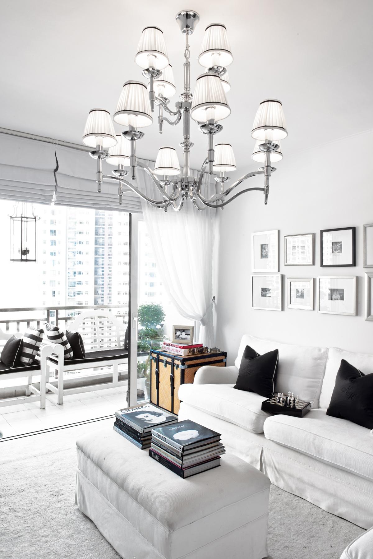 Easy Elegance: Jane Goldsmith Conjures a Stylish Black-and-White Home in Mid-Levels