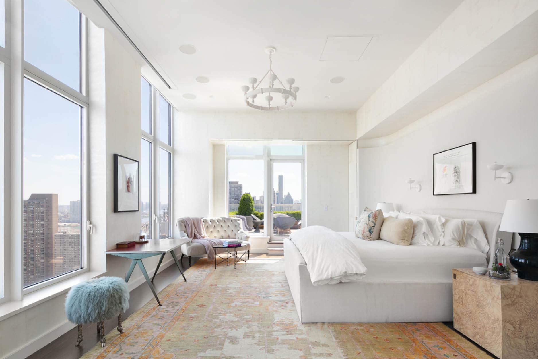 Inside Jennifer Lawrence’s Elegant Manhattan Penthouse