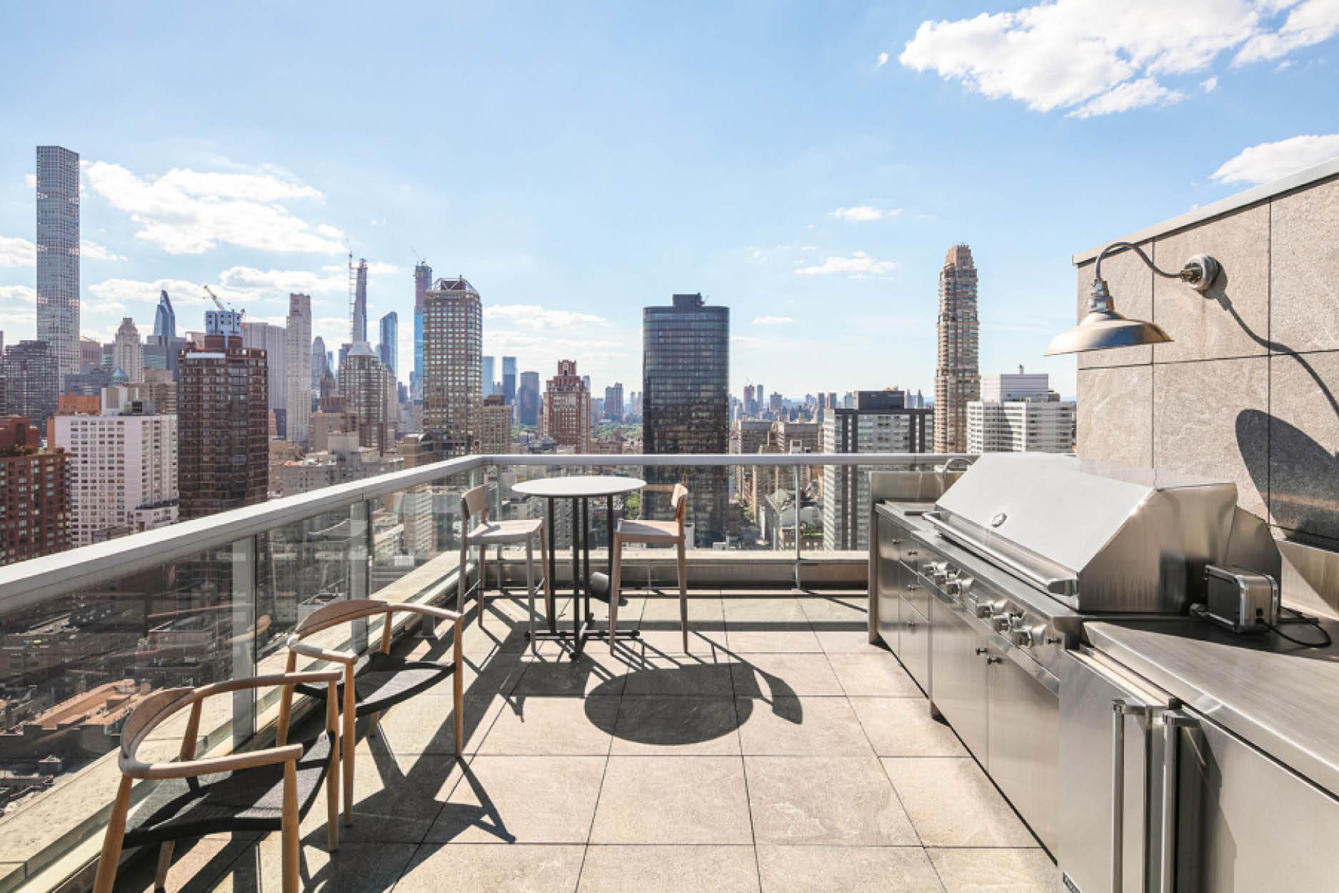 Inside Jennifer Lawrence’s Elegant Manhattan Penthouse