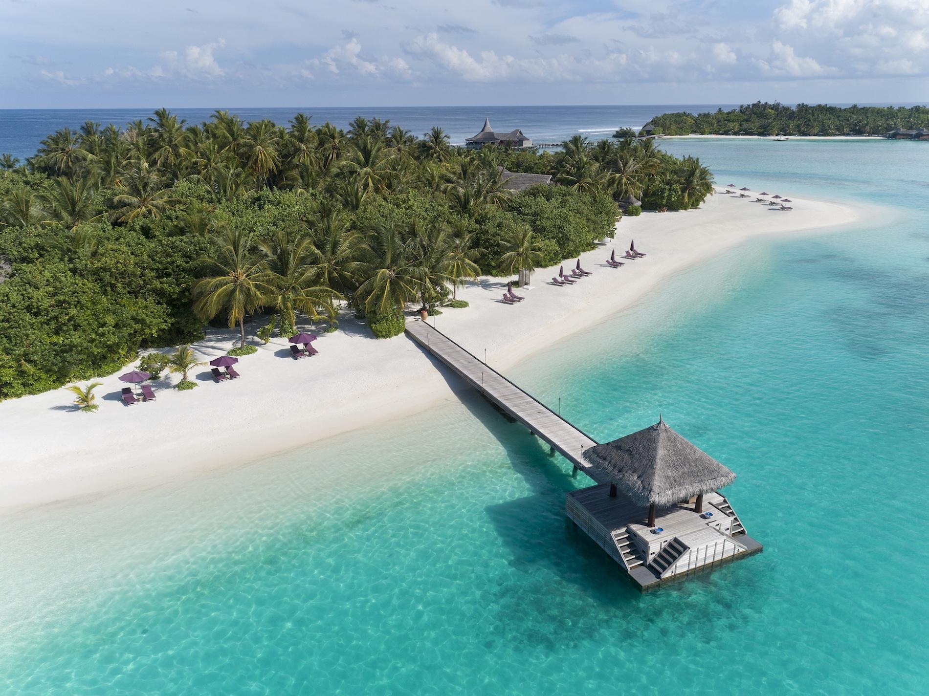 Seaside Bliss: A World of Its Own at Naladhu Private Island Maldives