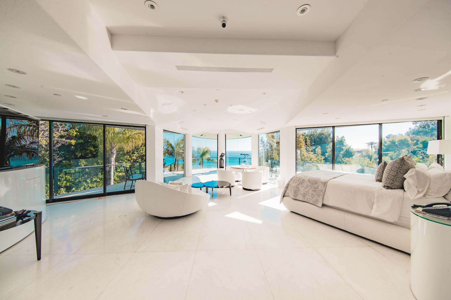 Inside a Magnificent All-White Mansion in Malibu