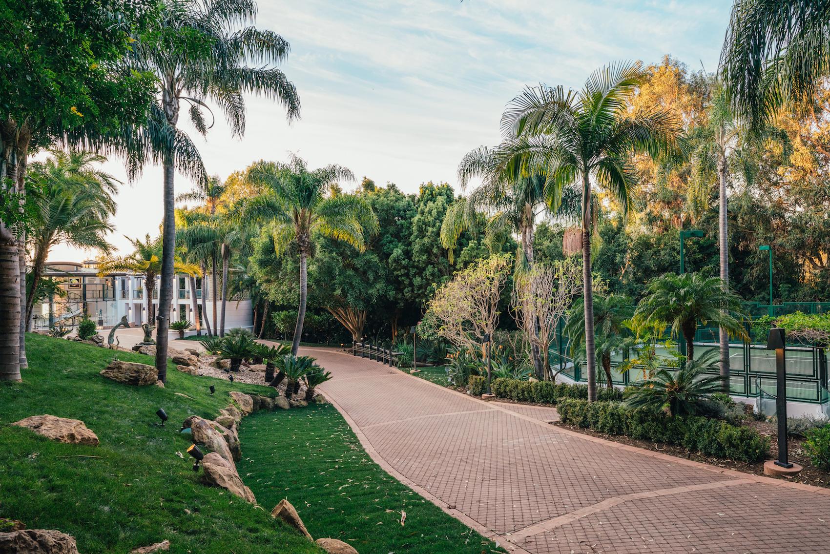 Inside a Magnificent All-White Mansion in Malibu