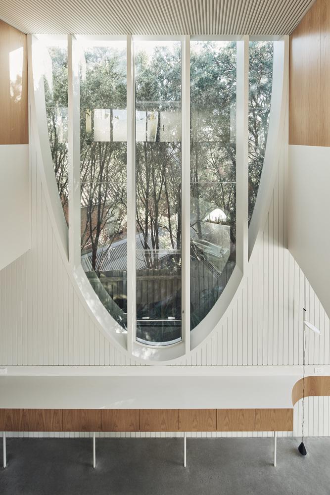 5招打造現代簡約家居設計：參考這個澳洲悉尼摩登純白住宅 ！