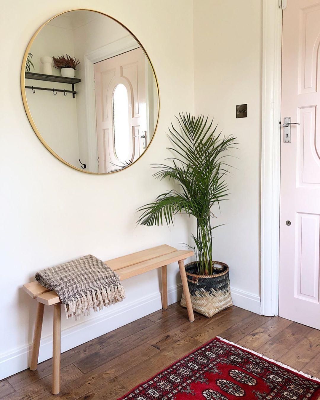 Decor Ideas for Your Narrow Hallways