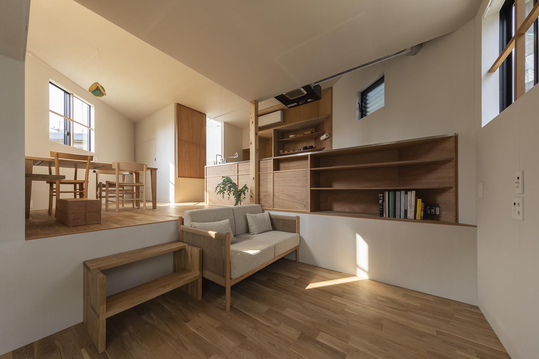 The 16-Storey House in the Osaka Shows Us the Magic of Deconstruction