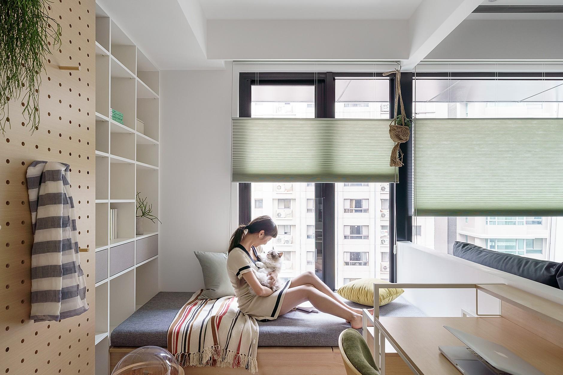 This 538sqft Taipei Flat is an Urban Paradise for a Couple and their Fur Children