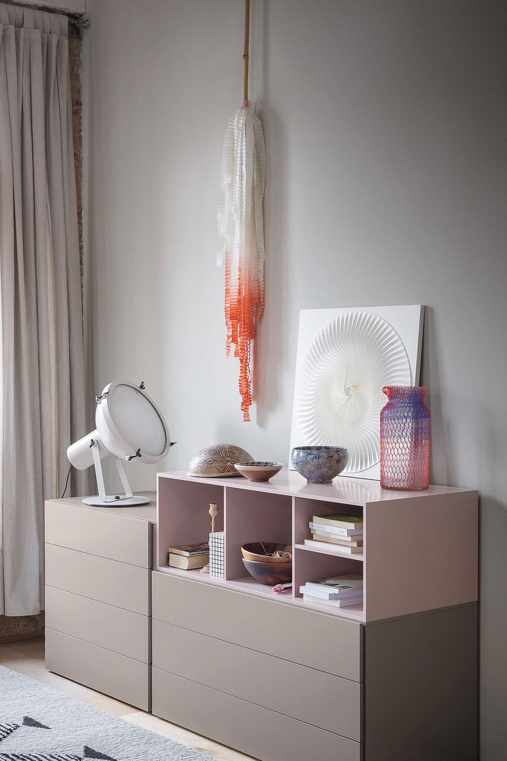 This Ingenious Multi-Purpose Storage Unit is Key to a Chic, Clutter-Free Bedroom