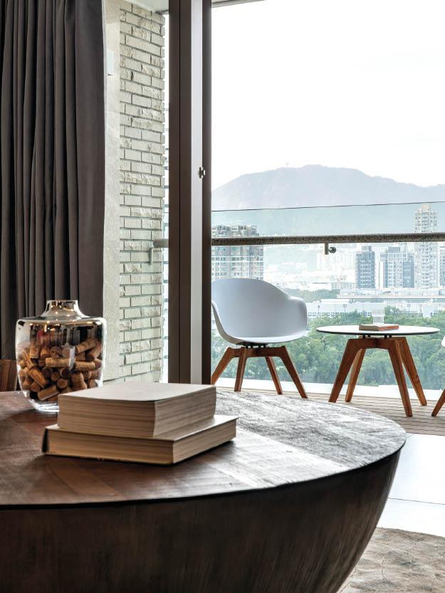 Inside a Dramatic Hong Kong Residence Belonging to a Newly Wedded Couple