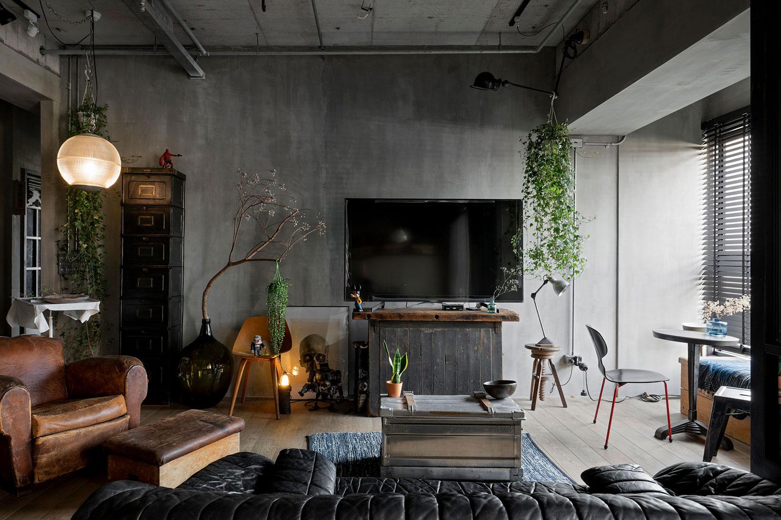 A Moody Loft Apartment in Taiwan Filled With Stories of the Past