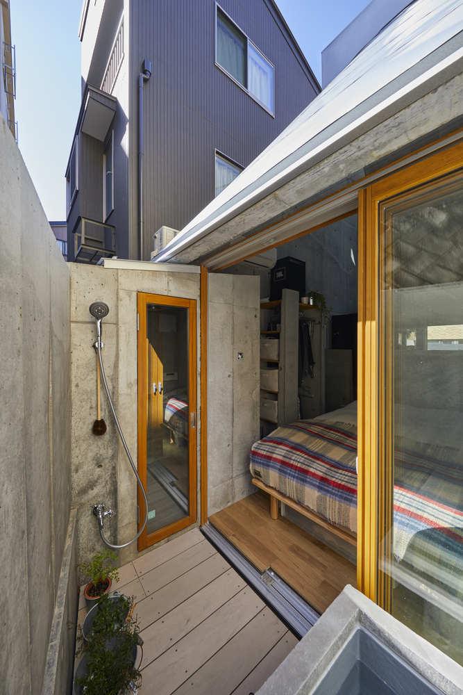 幸福豐富的生活場景，在東京194呎的微型住宅展開