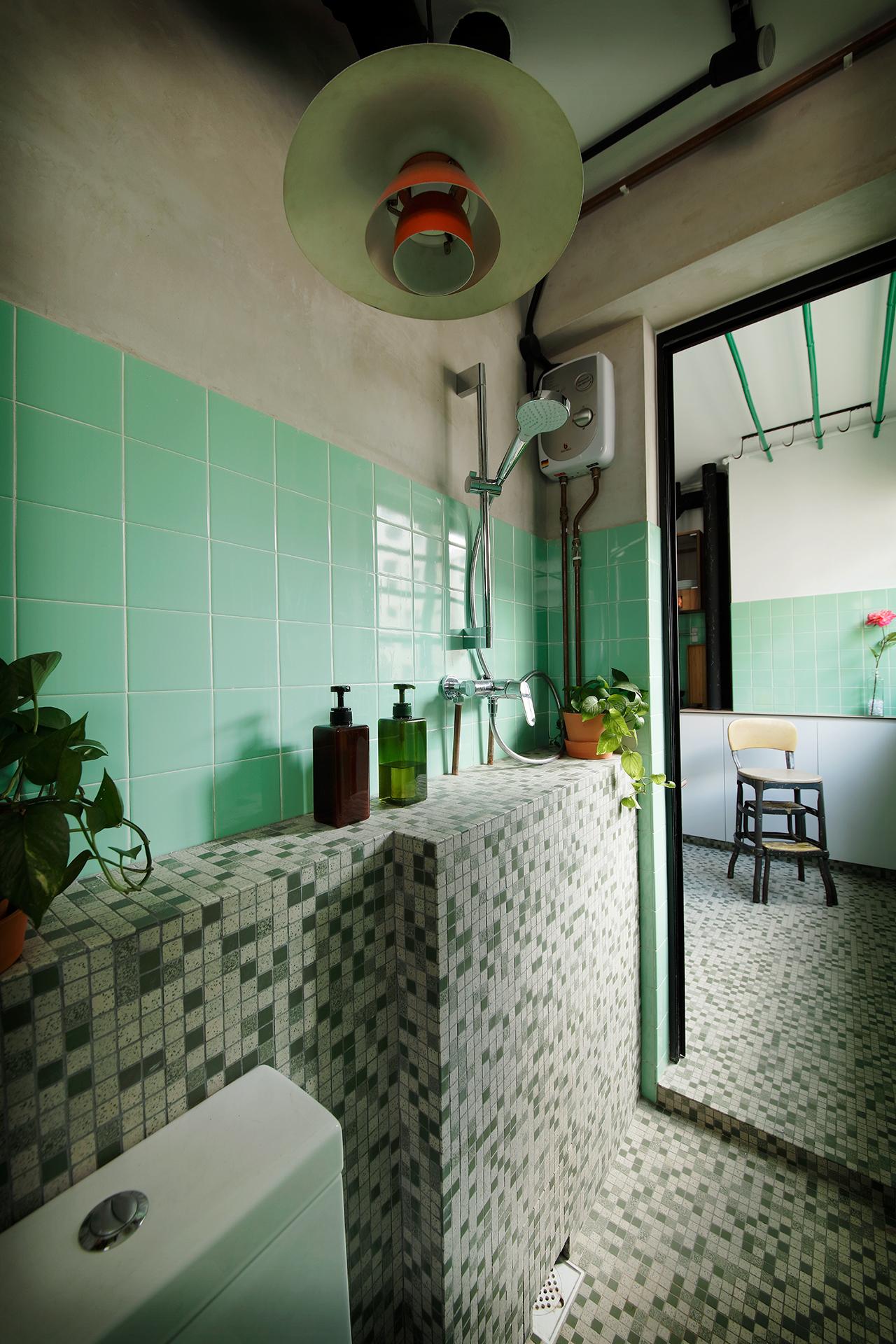 A Trip Down Memory Lane Inside a Vintage Flat in Singapore