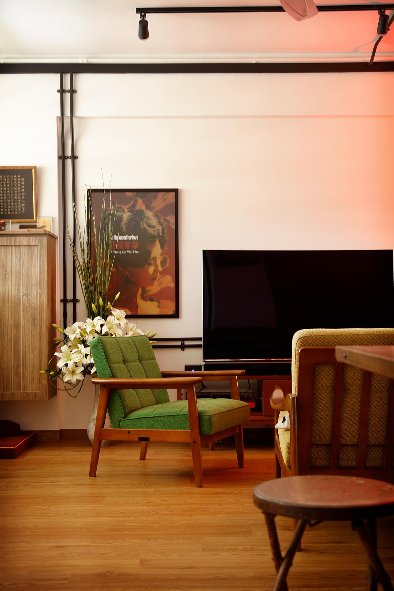 A Trip Down Memory Lane Inside a Vintage Flat in Singapore