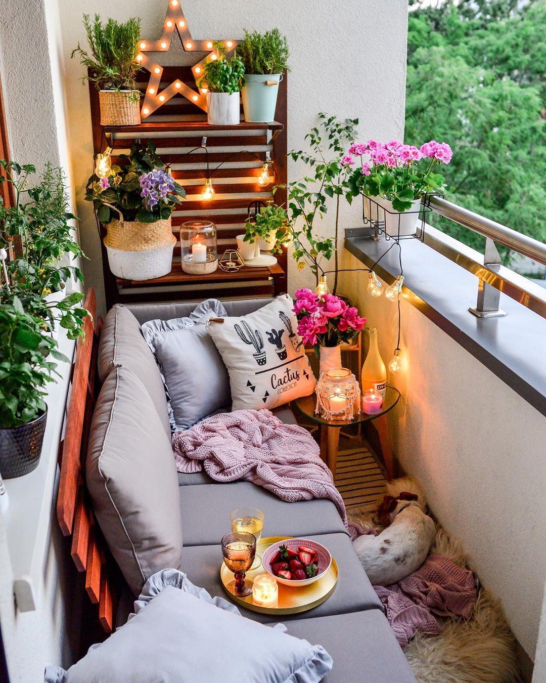 最接近戶外的地方，家中小陽台也能成為舒心角落