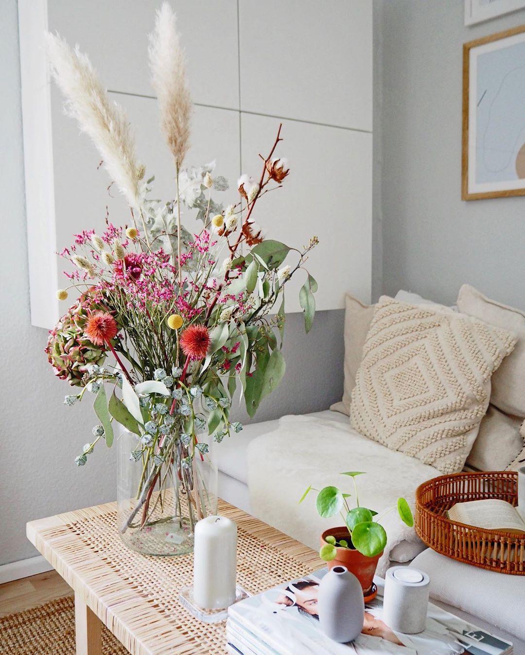 3 Ways to Brighten Up Small Spaces with Natural Elements