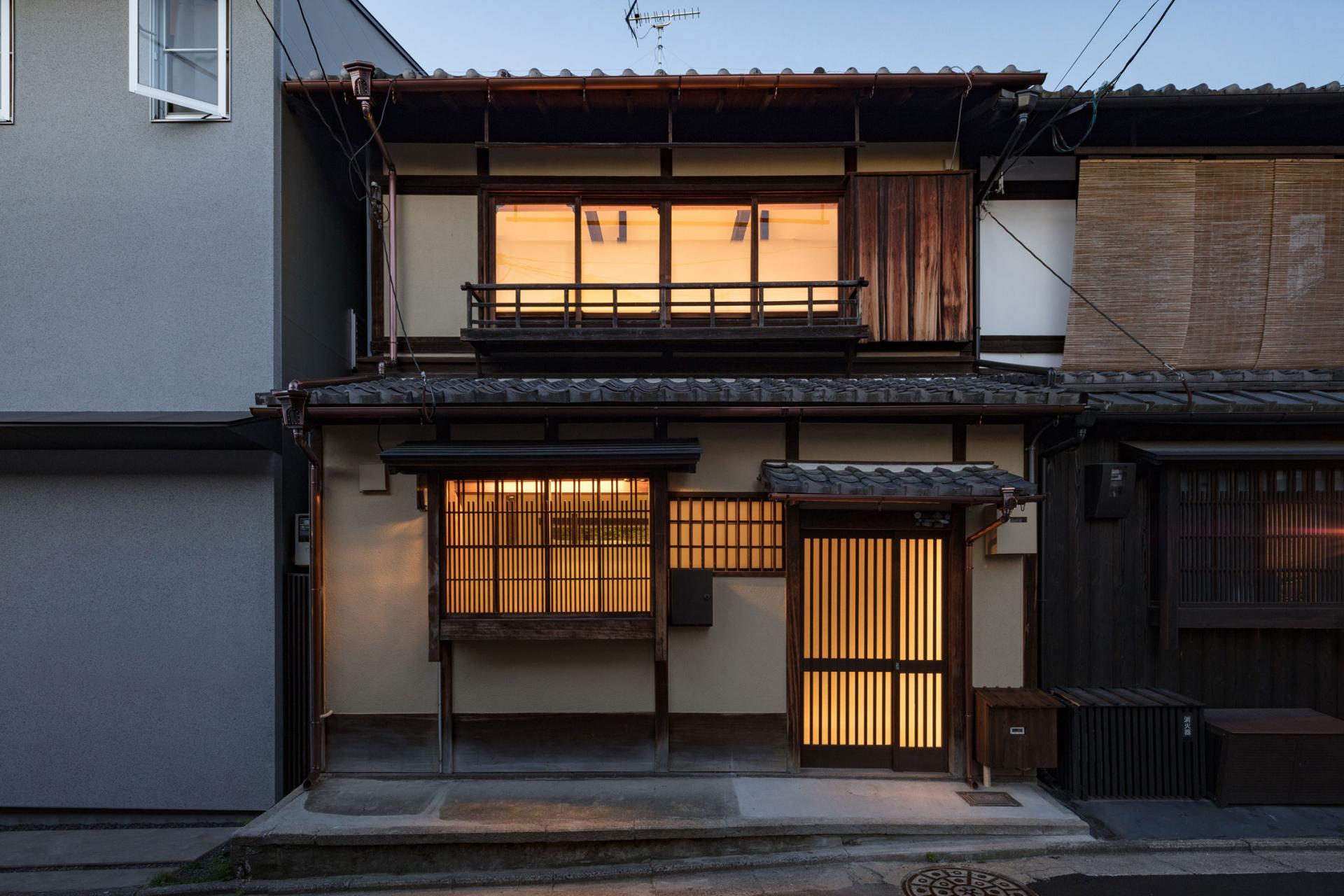 穿梭古今的微妙體驗，京都老宅化身極簡風格住所