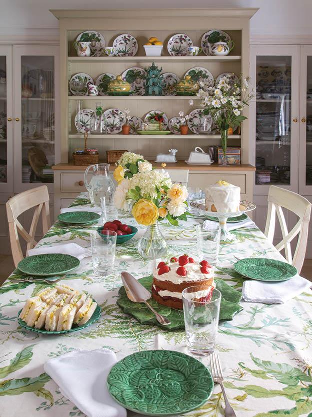 A Taste of Summer: Must-Know Refreshing Entertaining and Table Styling Ideas