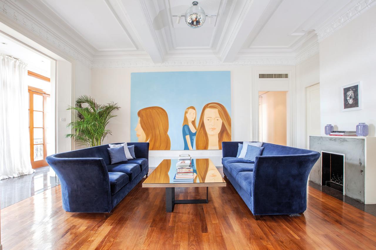 East Meets West in a Historic, Pop Art-Filled Mansion on the Peak