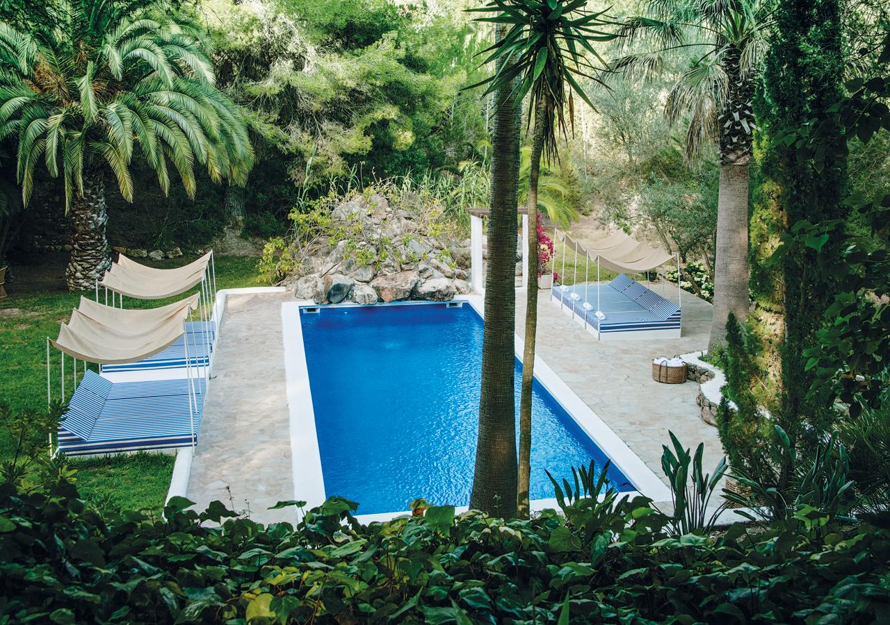 This Tropical-Vintage Home in Ibiza is a Study in Effortless Cool