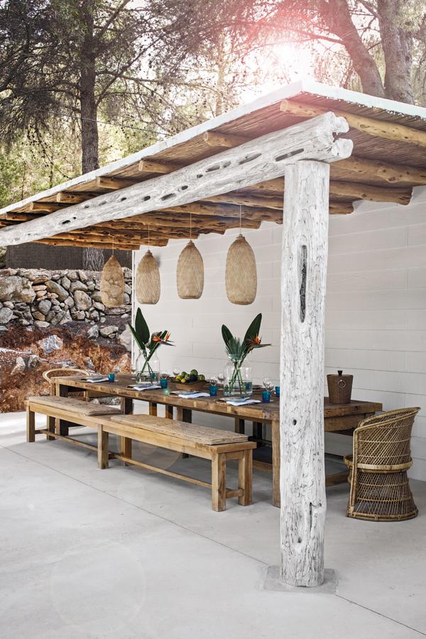 This Tropical-Vintage Home in Ibiza is a Study in Effortless Cool