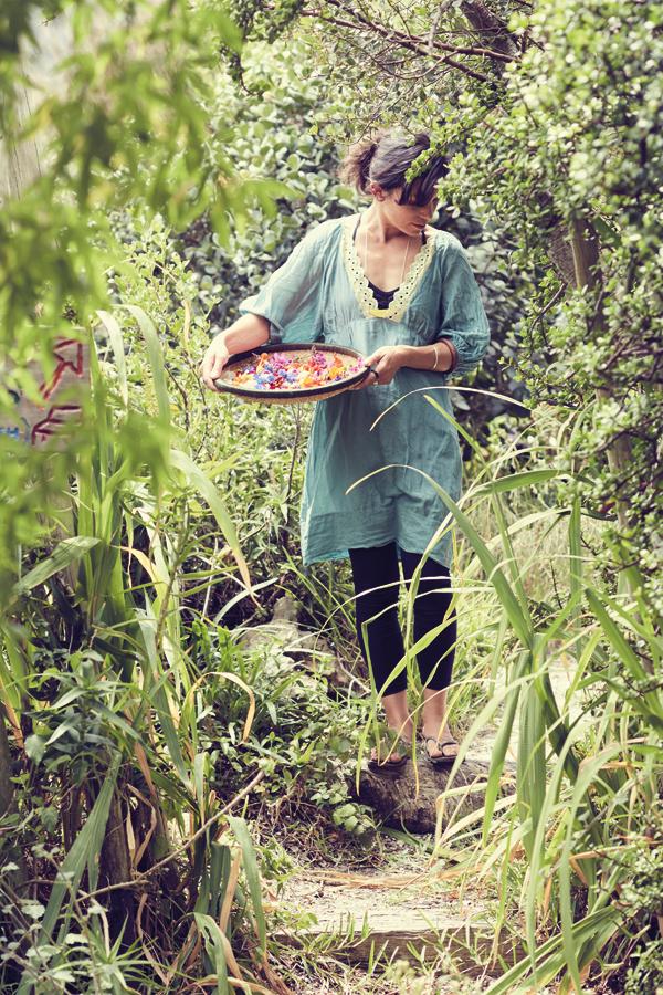 Meet Wild-Food Forager Roushanna Gray