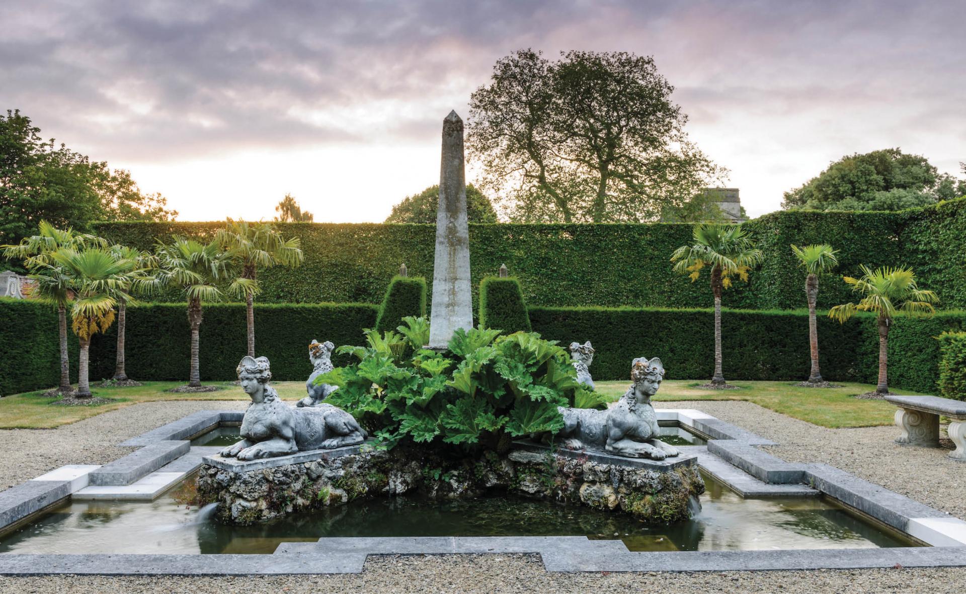 Inside a Captivating Estate in Wiltshire, South West England