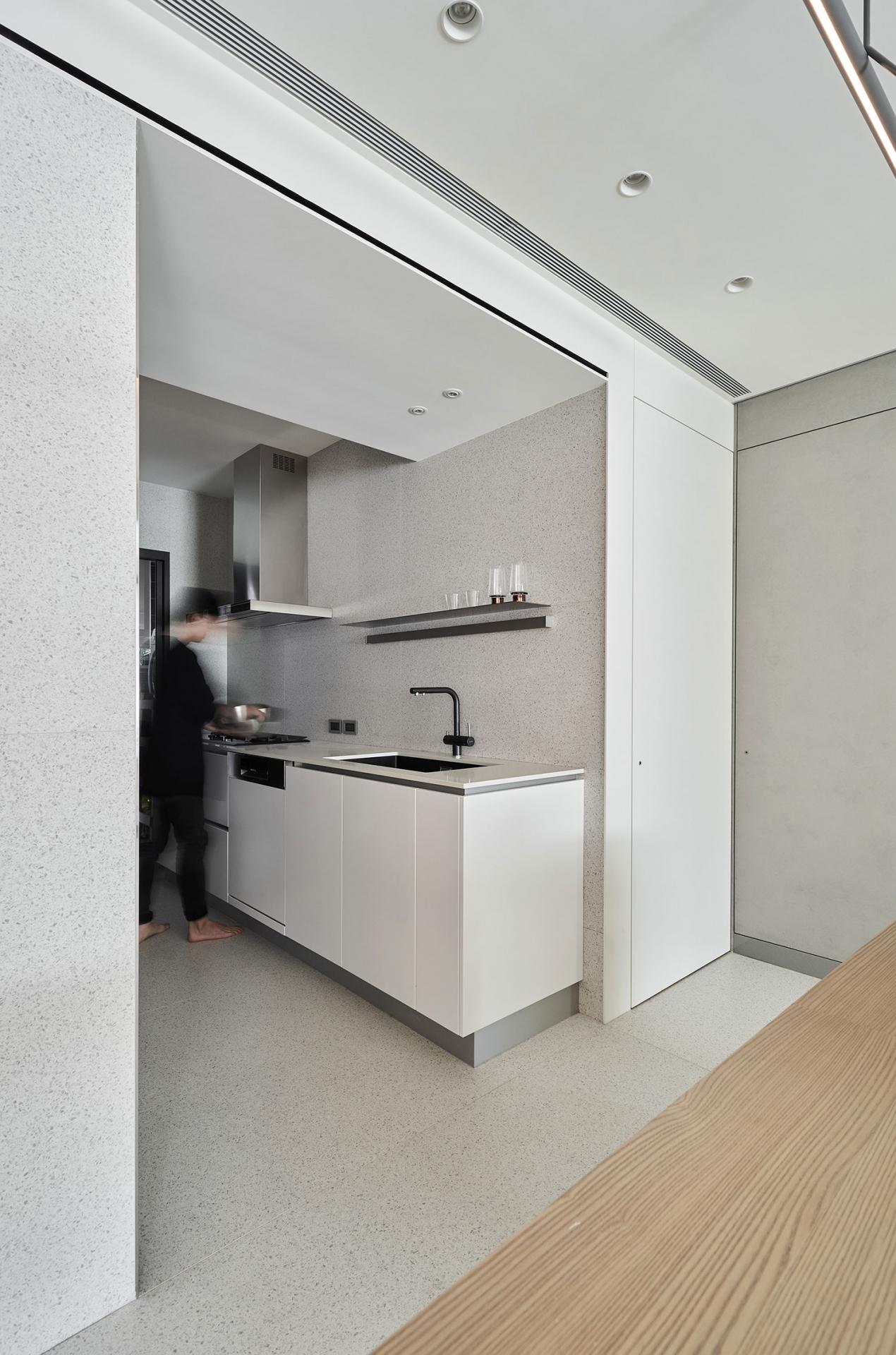 糅合幾何與線條結構，台北住宅以簡潔豐富生活