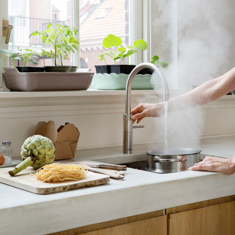 Vervorming ik zal sterk zijn Keelholte Quooker, The Tap That Does It All, Arrives In Hong Kong to Make Your Life  Easier