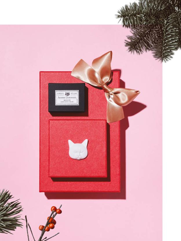 9 Gift Ideas To Put a Smile On The Face of Your Friends This Christmas  