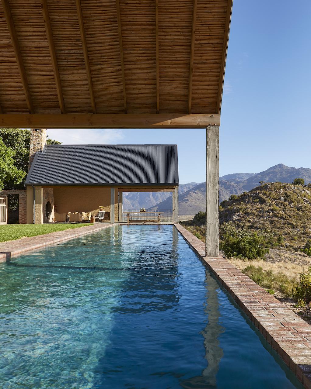 A Paradise Retreat in the Koppies of Cape Town