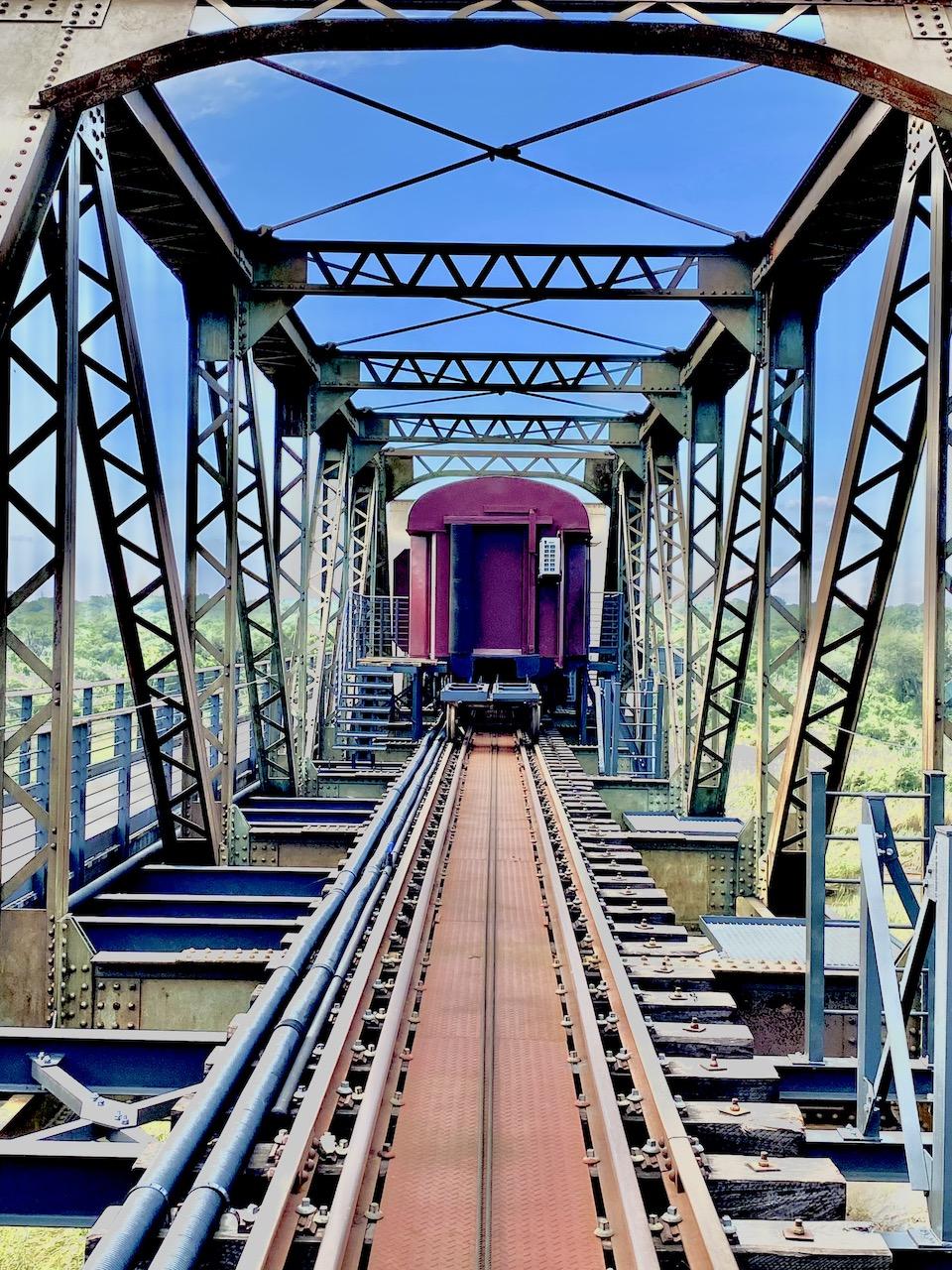  Live the High Life With Kruger Shalati The Train On The Bridge