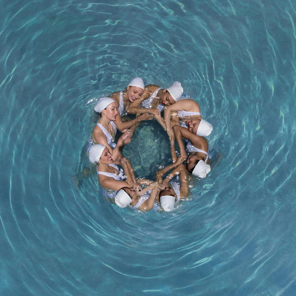 Feast Your Eyes on these Mesmerizing Synchronised Swimming Shots by Brad Walls