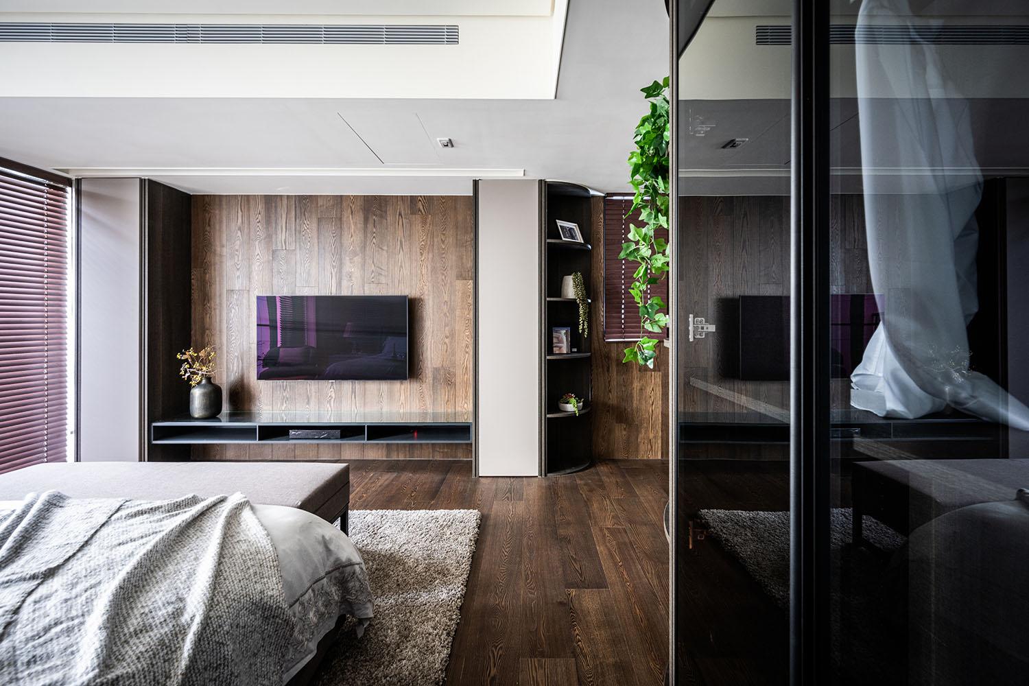 典雅輕奢的台中現代寓所，符合和諧風水的開闊格局