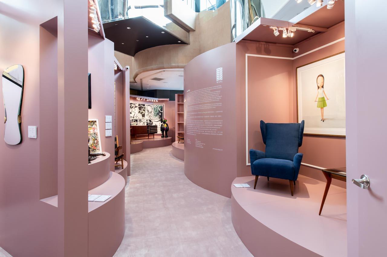 Phillips春拍預展聯乘Joyce Wang打造粉紅古典住宅，揭示藝術如何融入生活當中