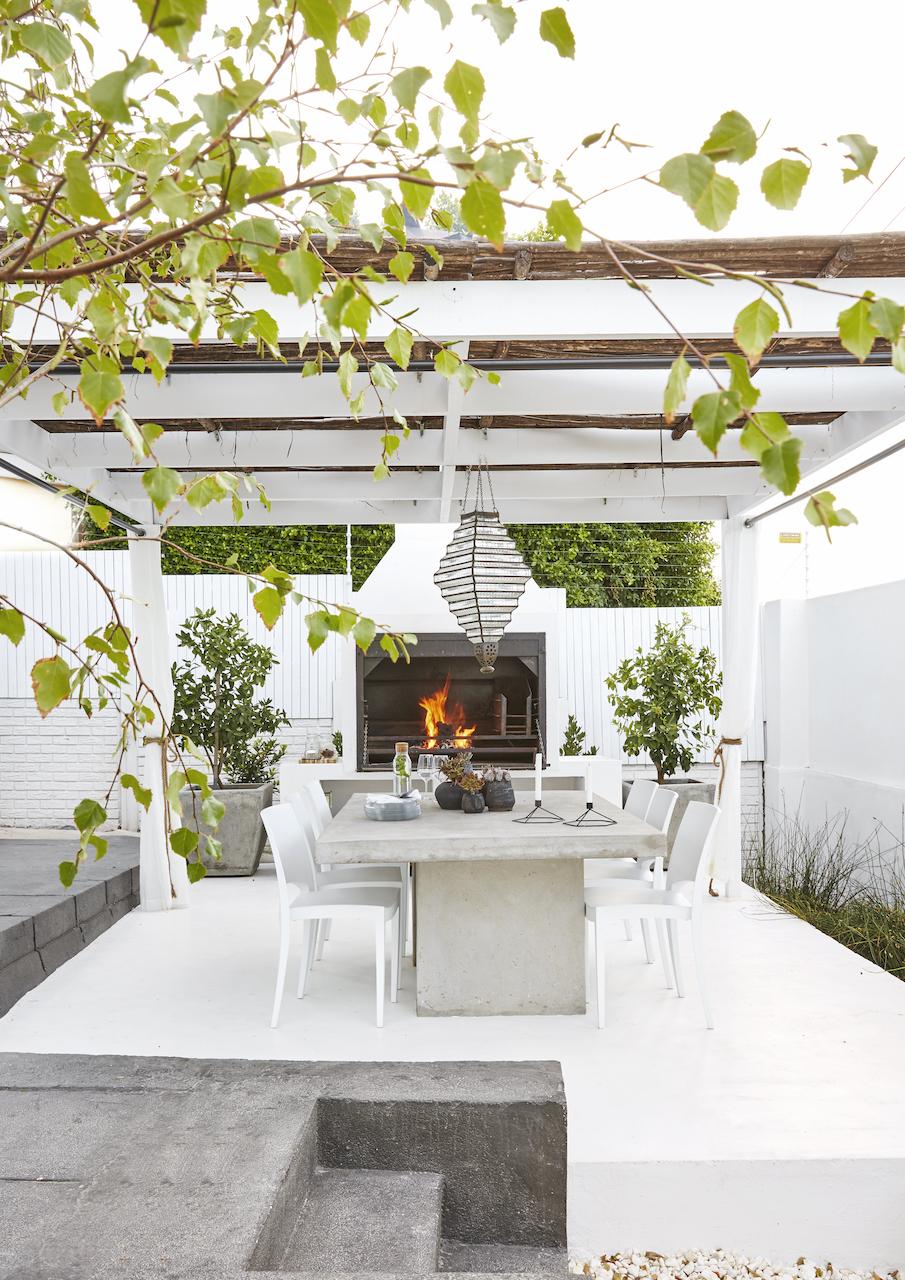 9 Best Outdoor Dining Spaces In The World 