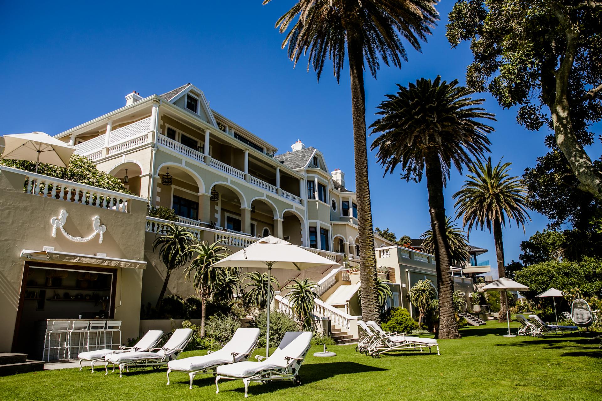 Feel the Fresh Ocean Air at this Bantry Bay Escape with Wide-open Views