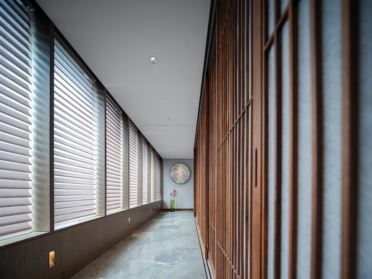 極簡主義木質風格，一座匿藏於居家空間的日式庭院