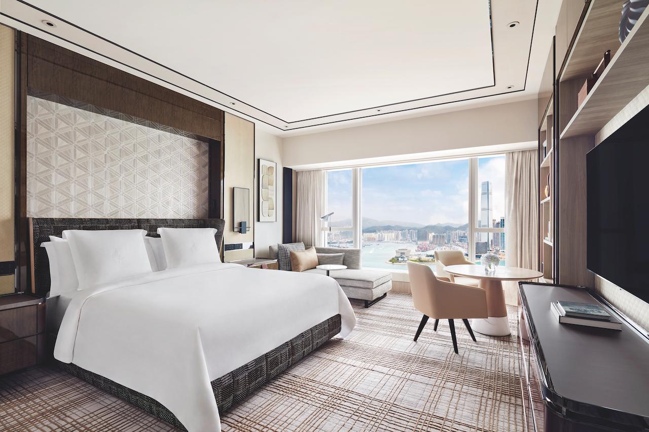 A Conversation with Bill Taylor, Regional Vice President and General Manager of Four Seasons Hotel Hong Kong