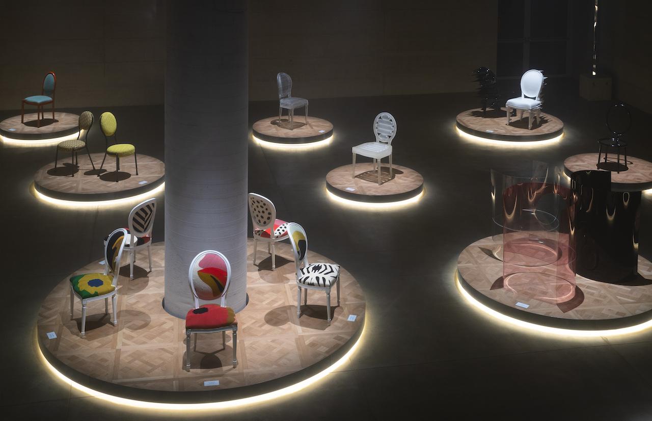 Dior集合17位世界知名藝術家，重新演釋品牌經典圓背椅