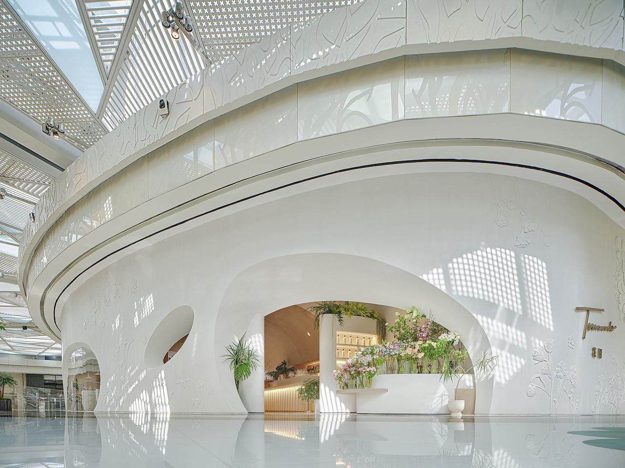 The New Tomacado Restaurant at Shanghai IFC is a Secluded Paradise in the Bustling City